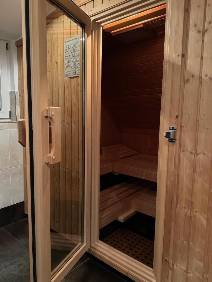 205 Qm "Traumtor" Mit Sauna, Whirlpool, Kamin Und 3 Terrassen Mit Blick In Die Boehmisch Saechsische Schweiz Dresda Esterno foto